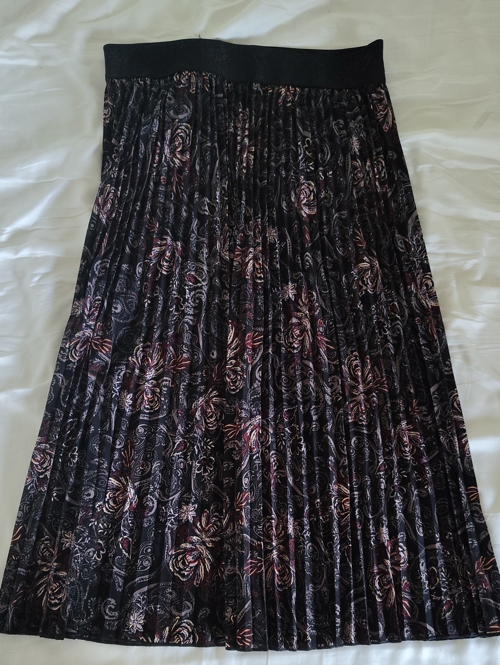 LuLaRoe Black Pleated Midi Skirt with Maroon and Cream Floral Print